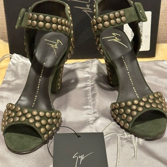 Giuseppe Zanotti studded Ankle-Wrap Chunky-Heel Sandal, Militare size 35 - Picture 7 of 16
